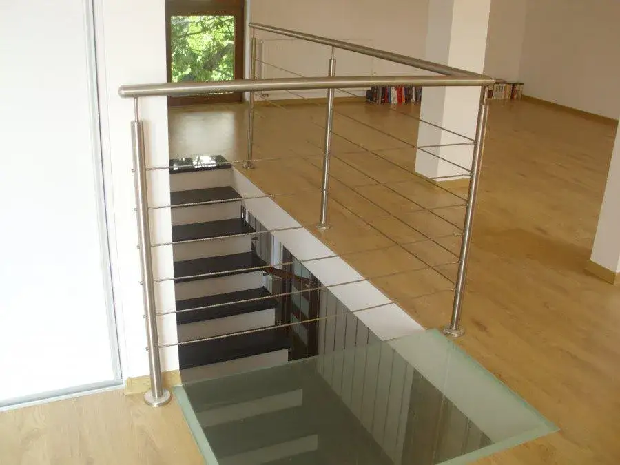 Zdjęcie Jak zrobić balustradę z linek - proste kroki i niezbędne materiały